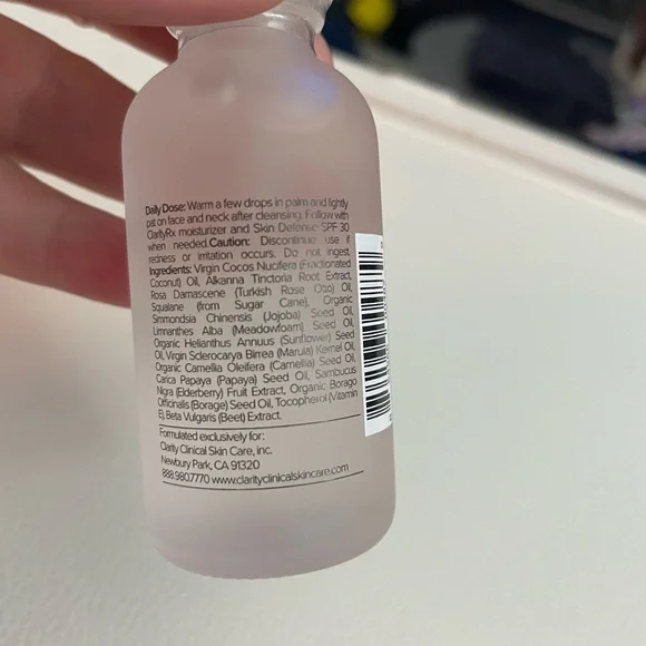 Clarity Rx glimmer of hope shimmering facial oil - Picture 5 of 6